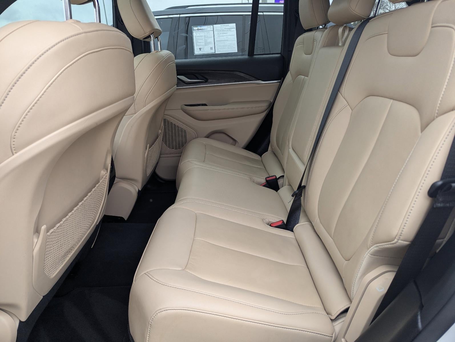 2023 Jeep Grand Cherokee Limited 4x2