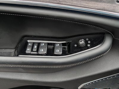 2022 Jeep Grand Cherokee 4xe Overland 4x4