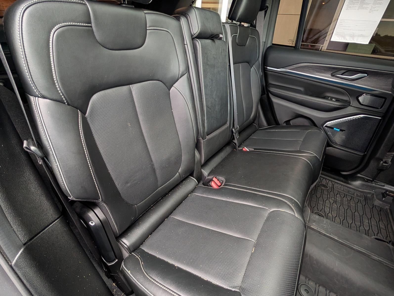 2022 Jeep Grand Cherokee 4xe Overland 4x4