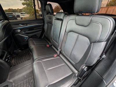 2022 Jeep Grand Cherokee 4xe Overland 4x4