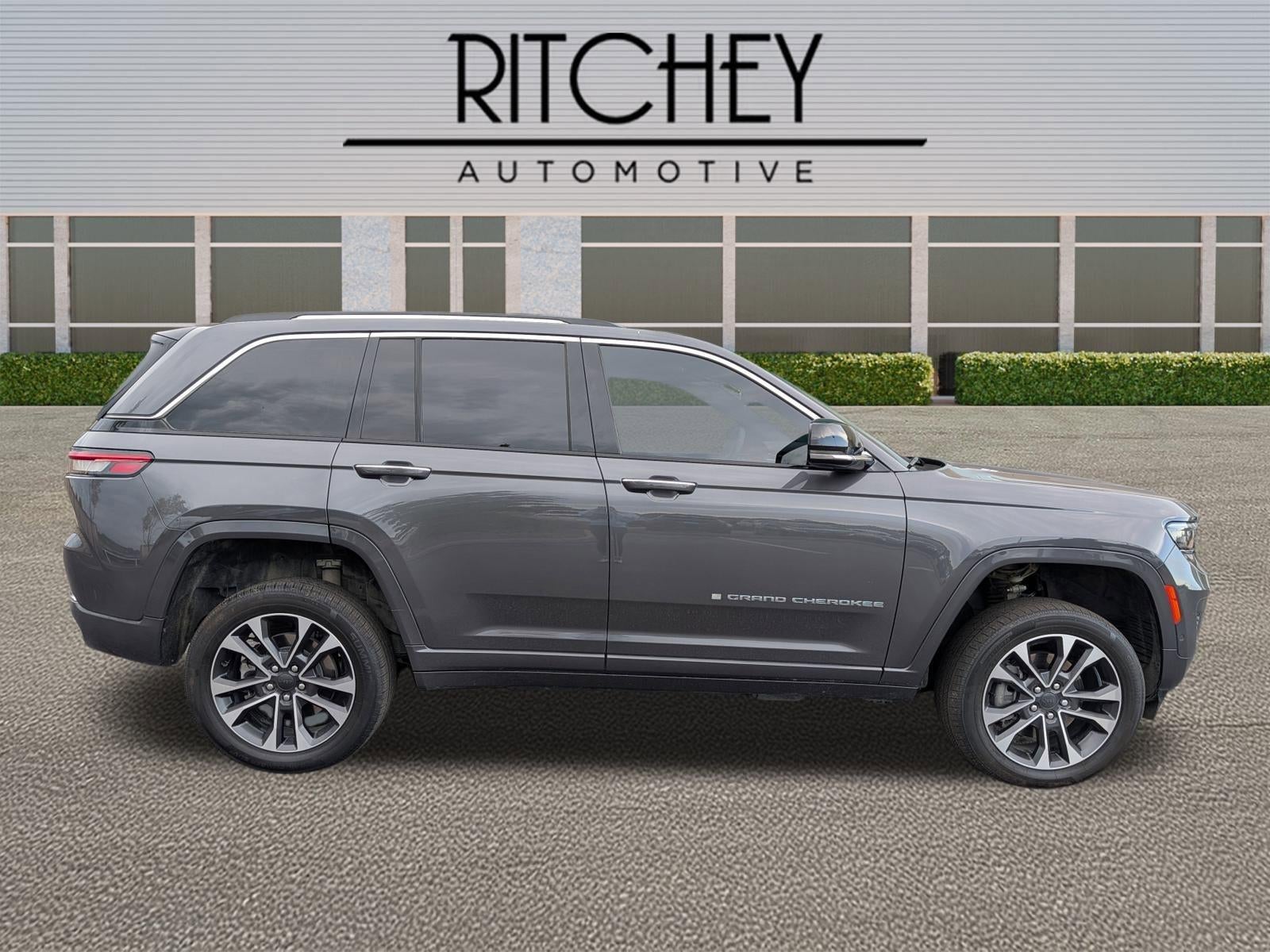 2022 Jeep Grand Cherokee 4xe Overland 4x4
