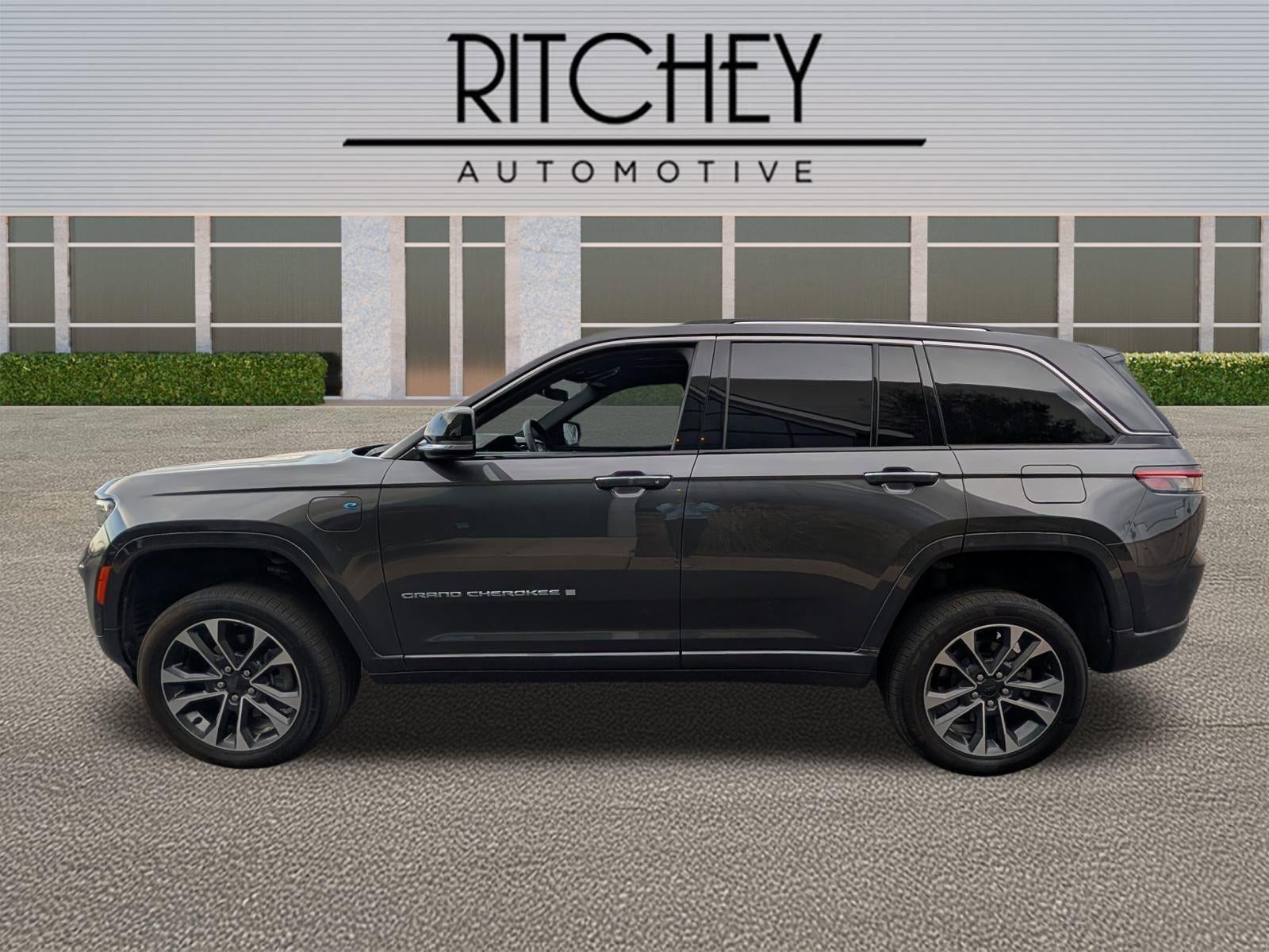 2022 Jeep Grand Cherokee 4xe Overland 4x4