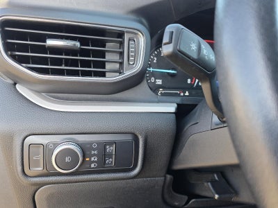 2023 Ford Explorer XLT RWD