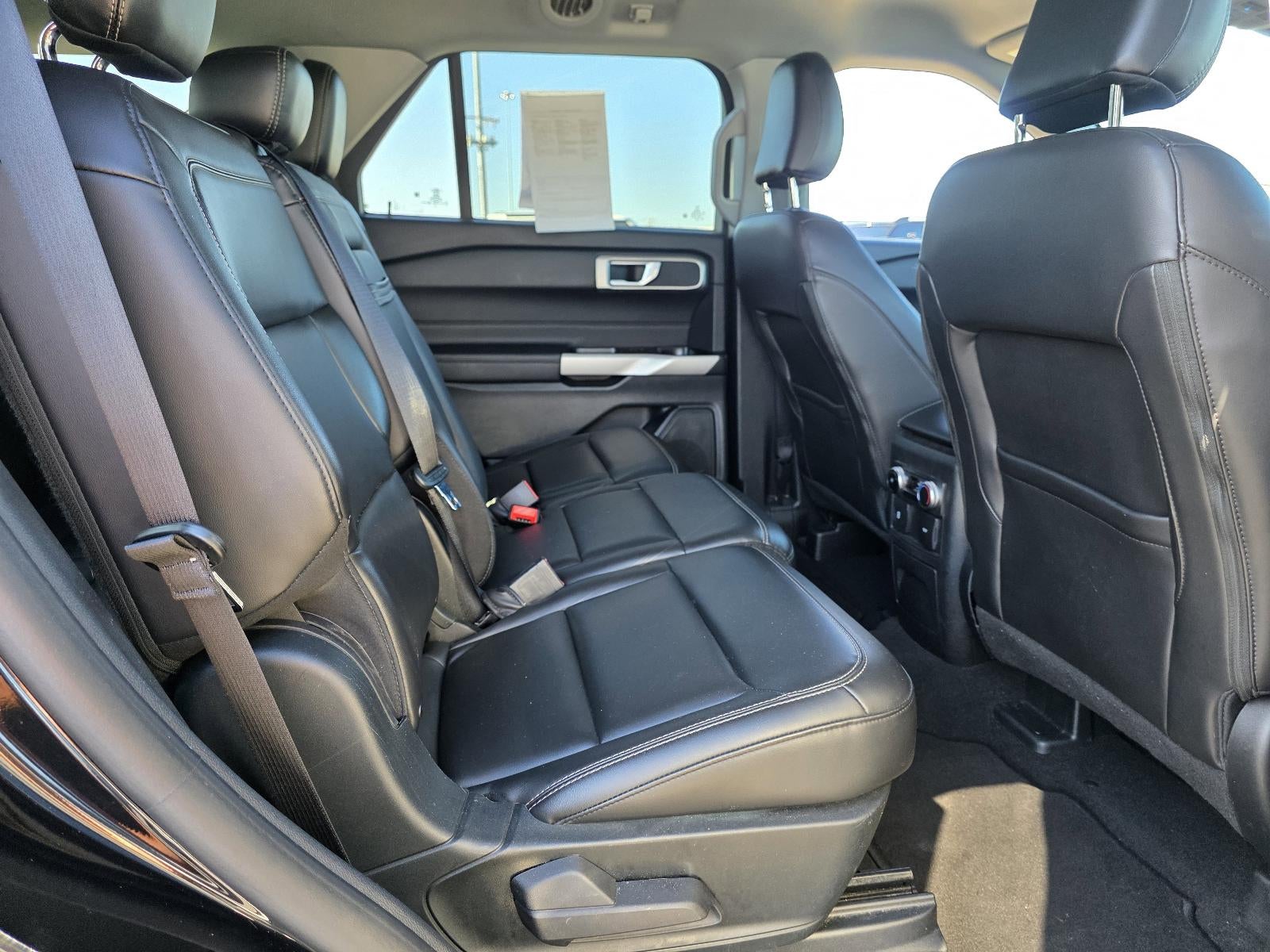 2023 Ford Explorer XLT RWD