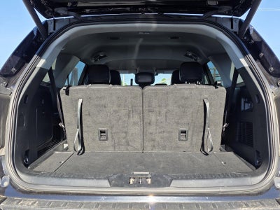 2023 Ford Explorer XLT RWD