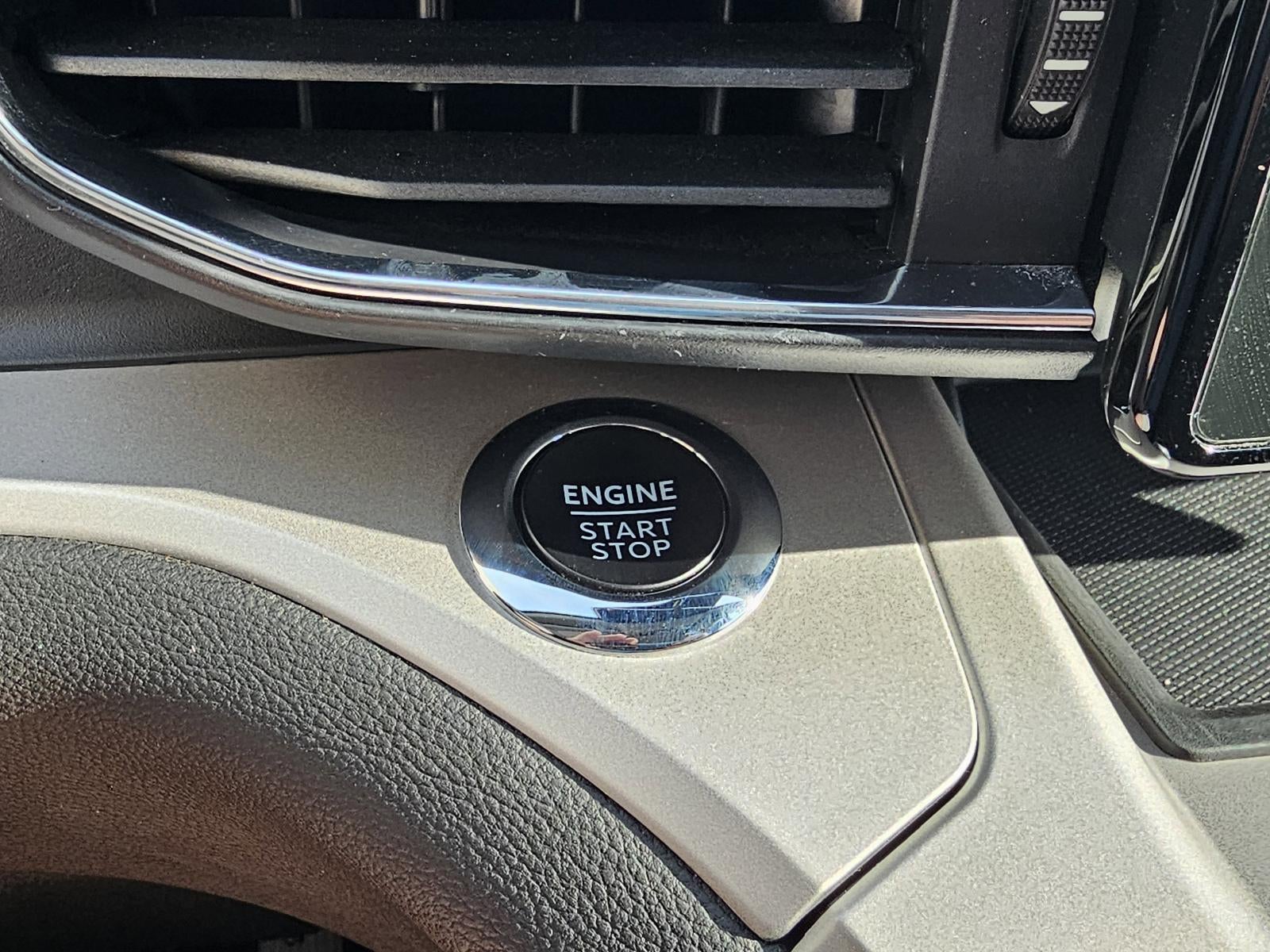 2024 Ford Explorer XLT RWD