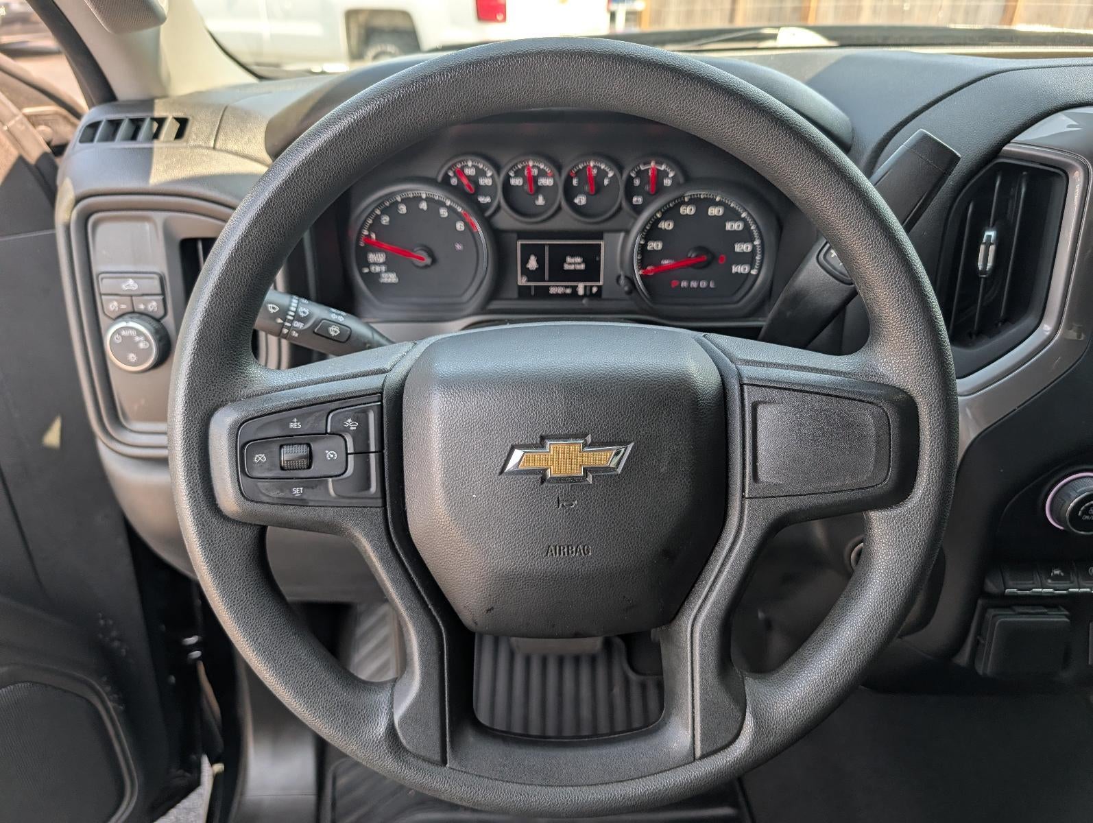 2022 Chevrolet Silverado 1500 Crew Cab Short Box 2-Wheel Drive Custom