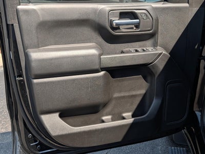 2022 Chevrolet Silverado 1500 Crew Cab Short Box 2-Wheel Drive Custom