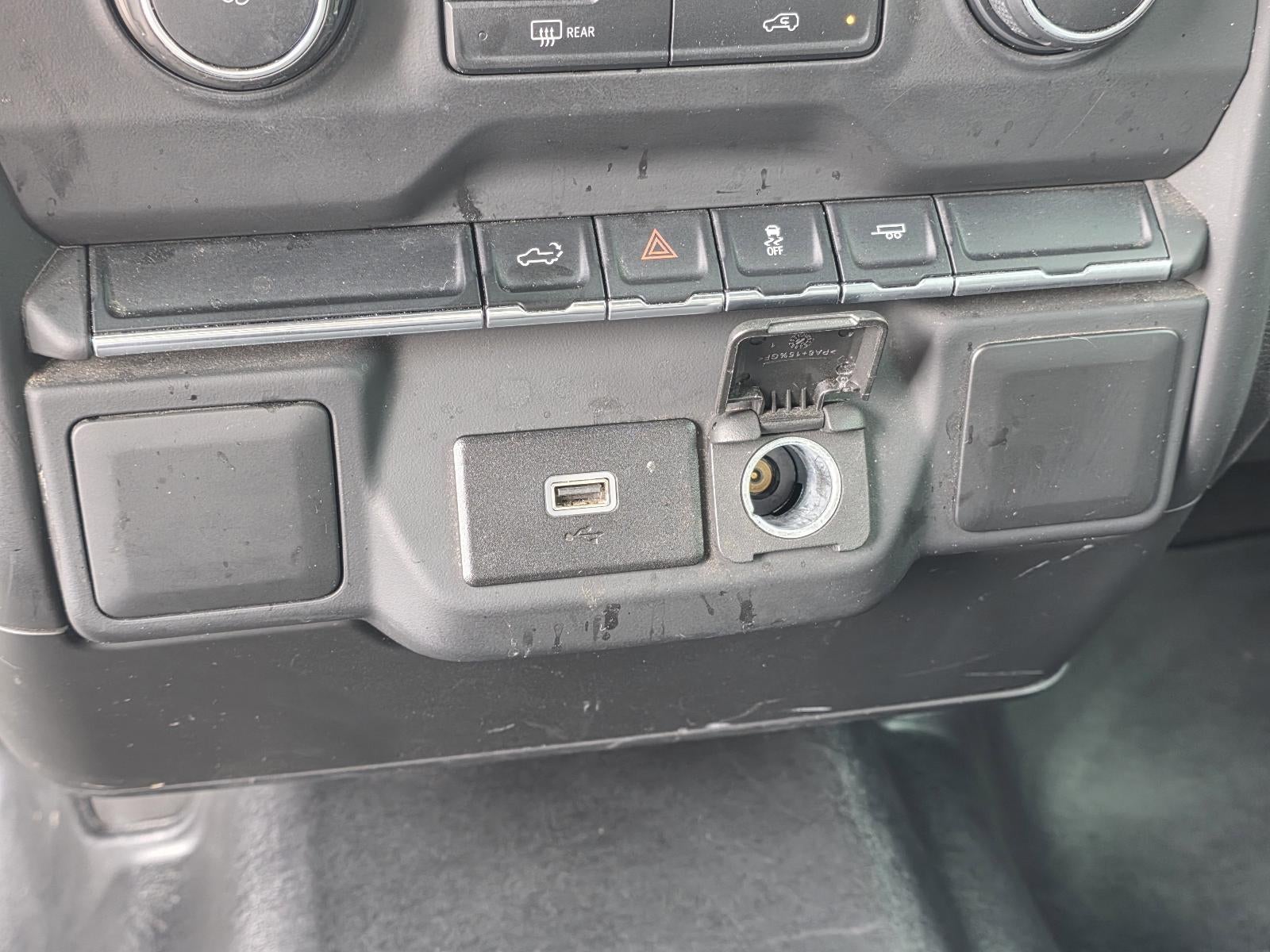 2020 Chevrolet Silverado 1500 Crew Cab Short Box 2-Wheel Drive Custom