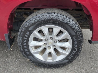 2020 Chevrolet Silverado 1500 Crew Cab Short Box 2-Wheel Drive Custom