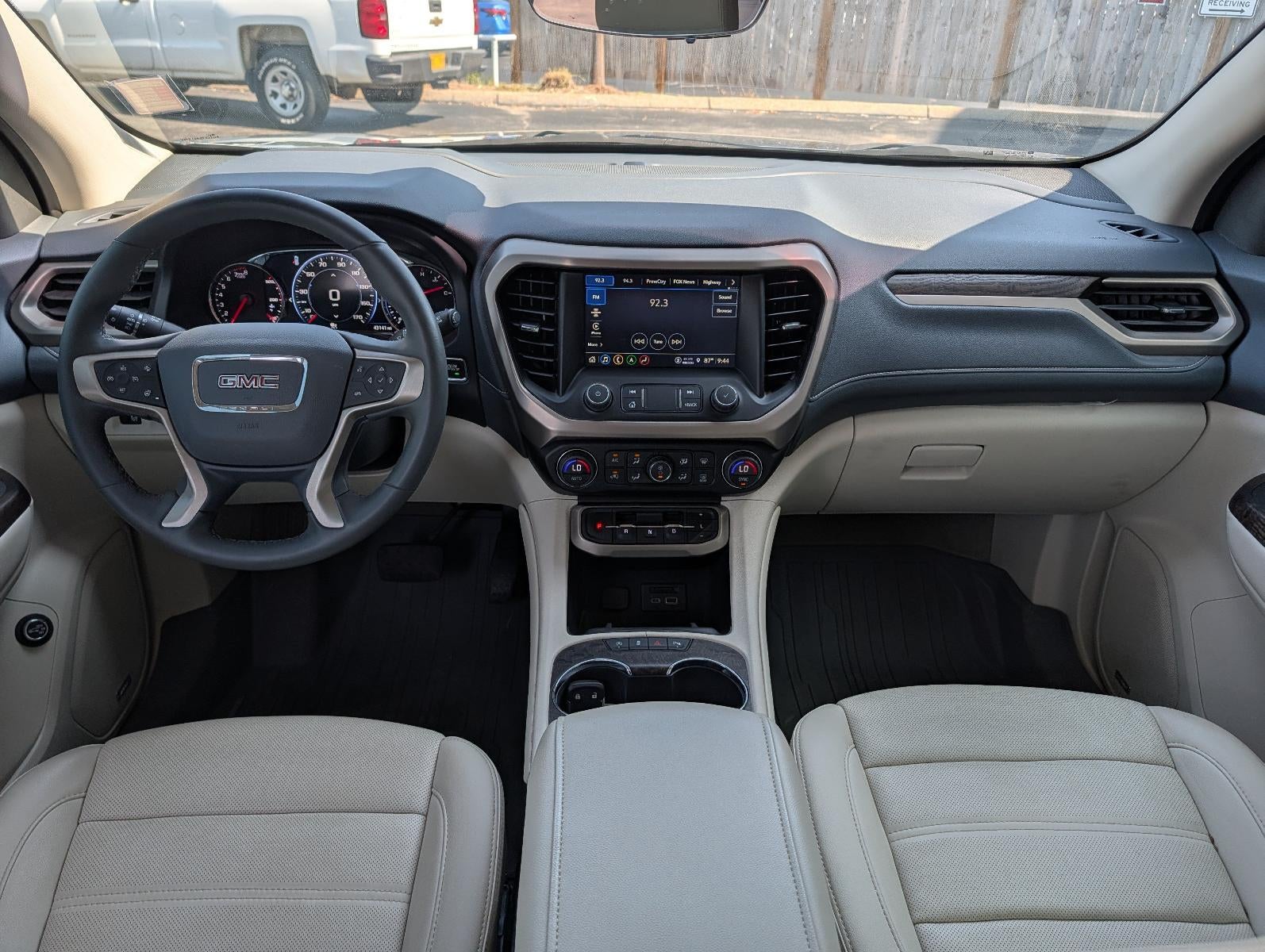 2023 GMC Acadia FWD Denali