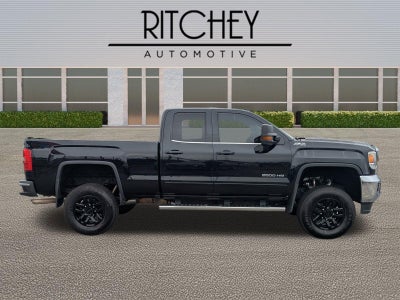 2017 GMC Sierra 2500 HD Double Cab Standard Box 4-Wheel Drive SLE