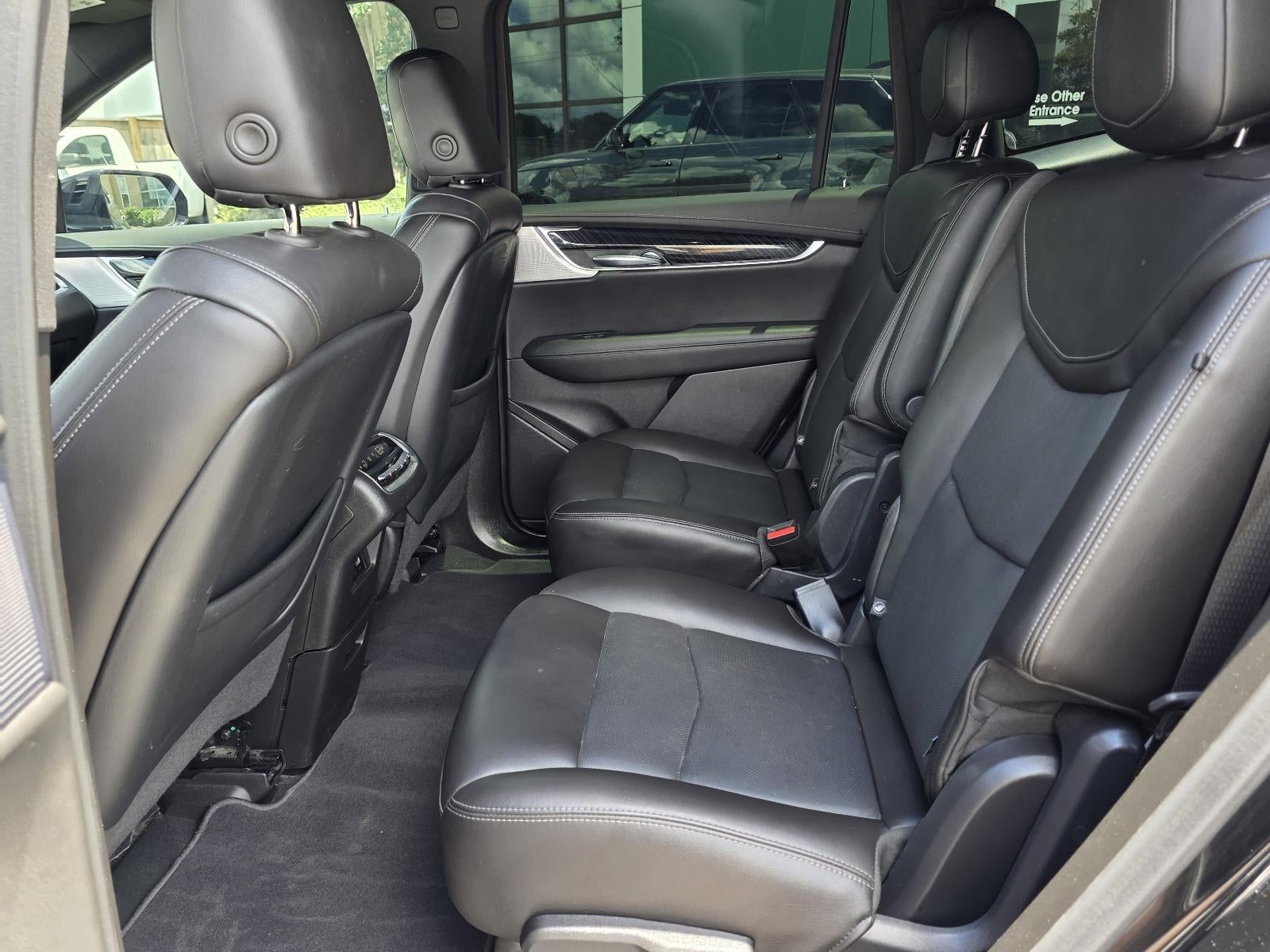 2023 Cadillac XT6 FWD 4dr Premium Luxury