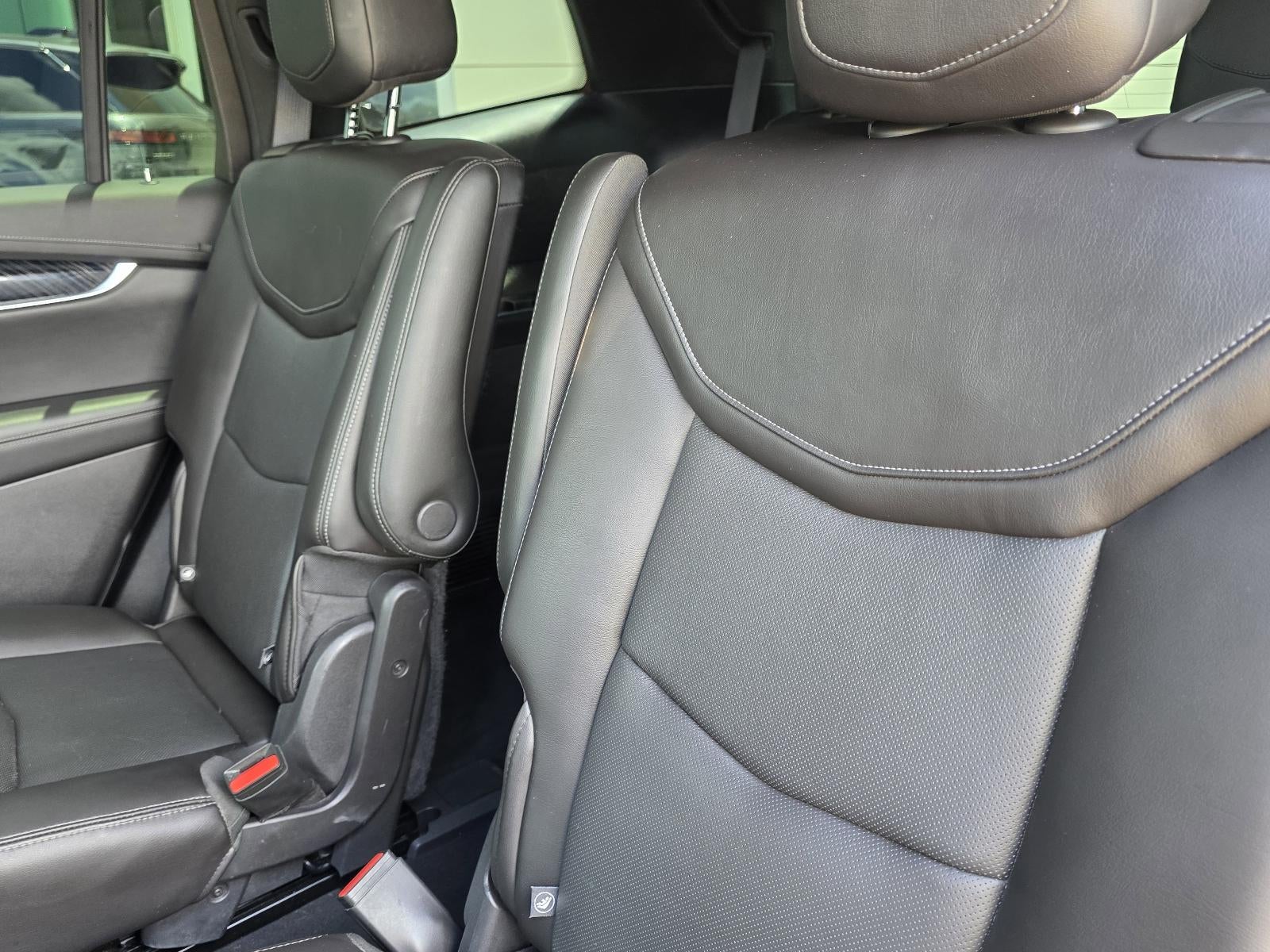 2023 Cadillac XT6 FWD 4dr Premium Luxury
