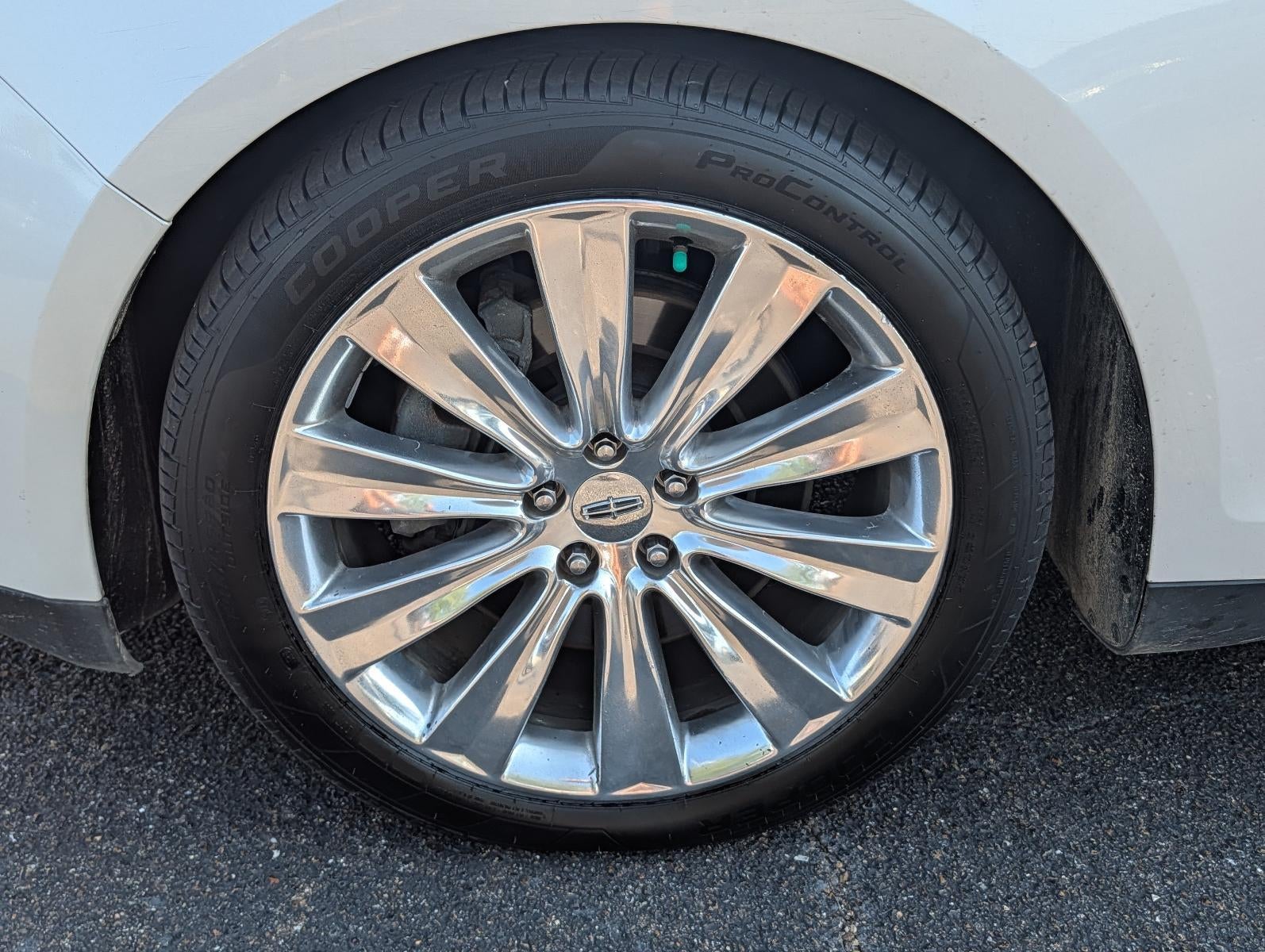 2013 Lincoln MKS 4dr Sdn 3.5L AWD EcoBoost
