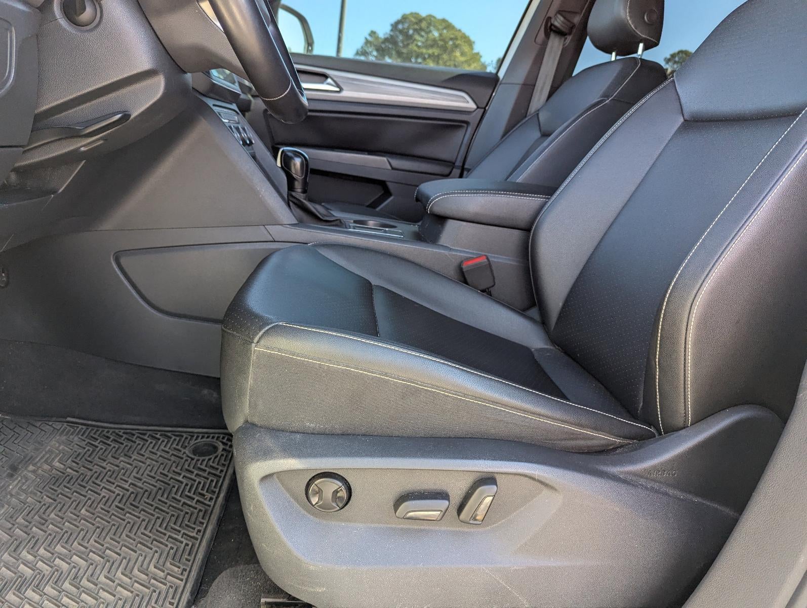 2020 Volkswagen Atlas Cross Sport 2.0T SE FWD