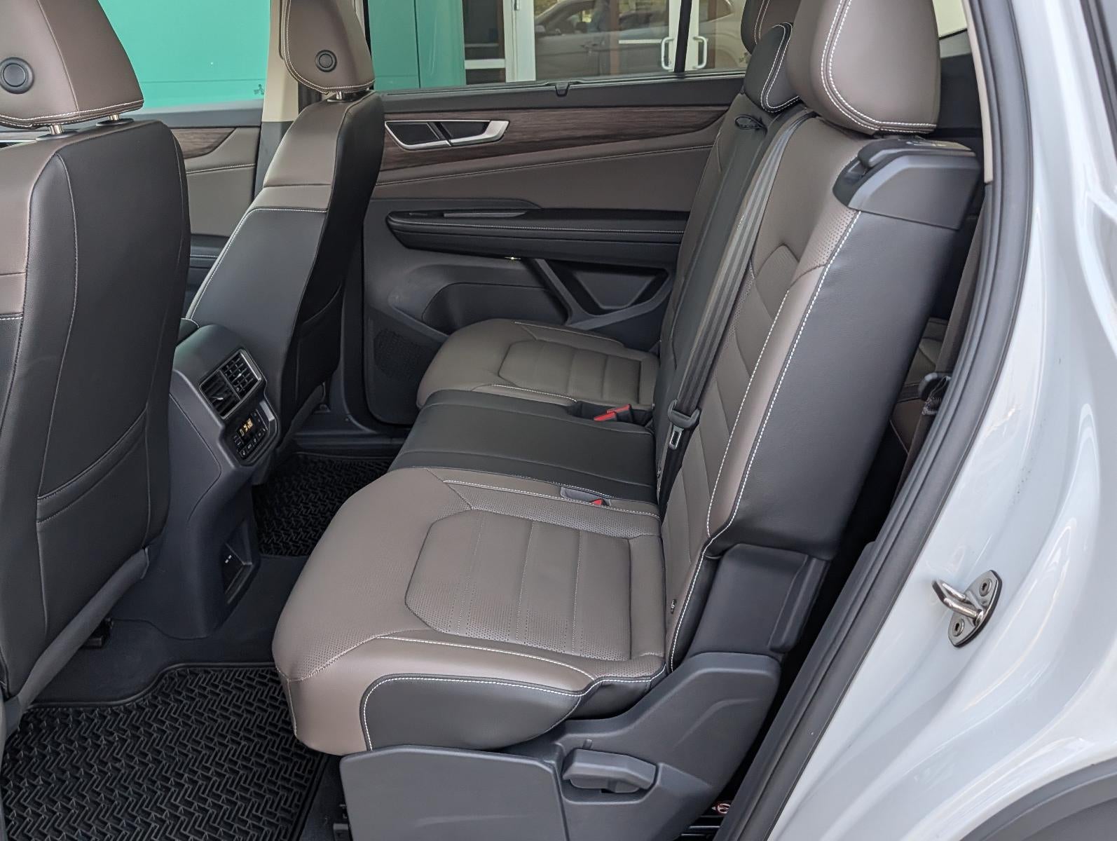 2025 Volkswagen Atlas 2.0T SEL 4MOTION