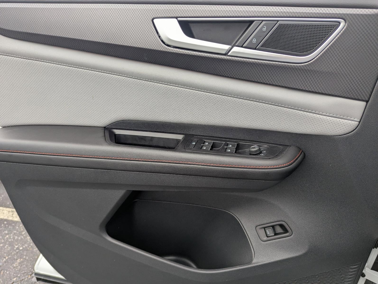 2025 Volkswagen Atlas 2.0T Peak Edition 4MOTION