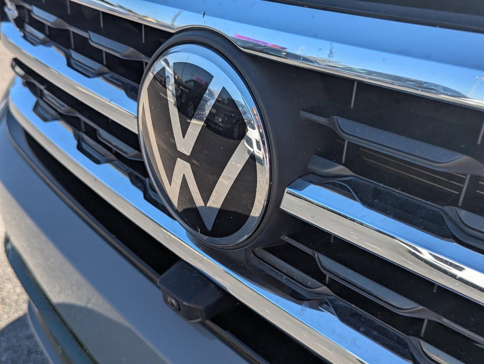 2023 Volkswagen Atlas Cross Sport 3.6L V6 SEL Premium R-Line 4MOTION