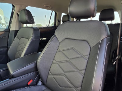 2024 Volkswagen Atlas 2.0T SE w/Technology 4MOTION