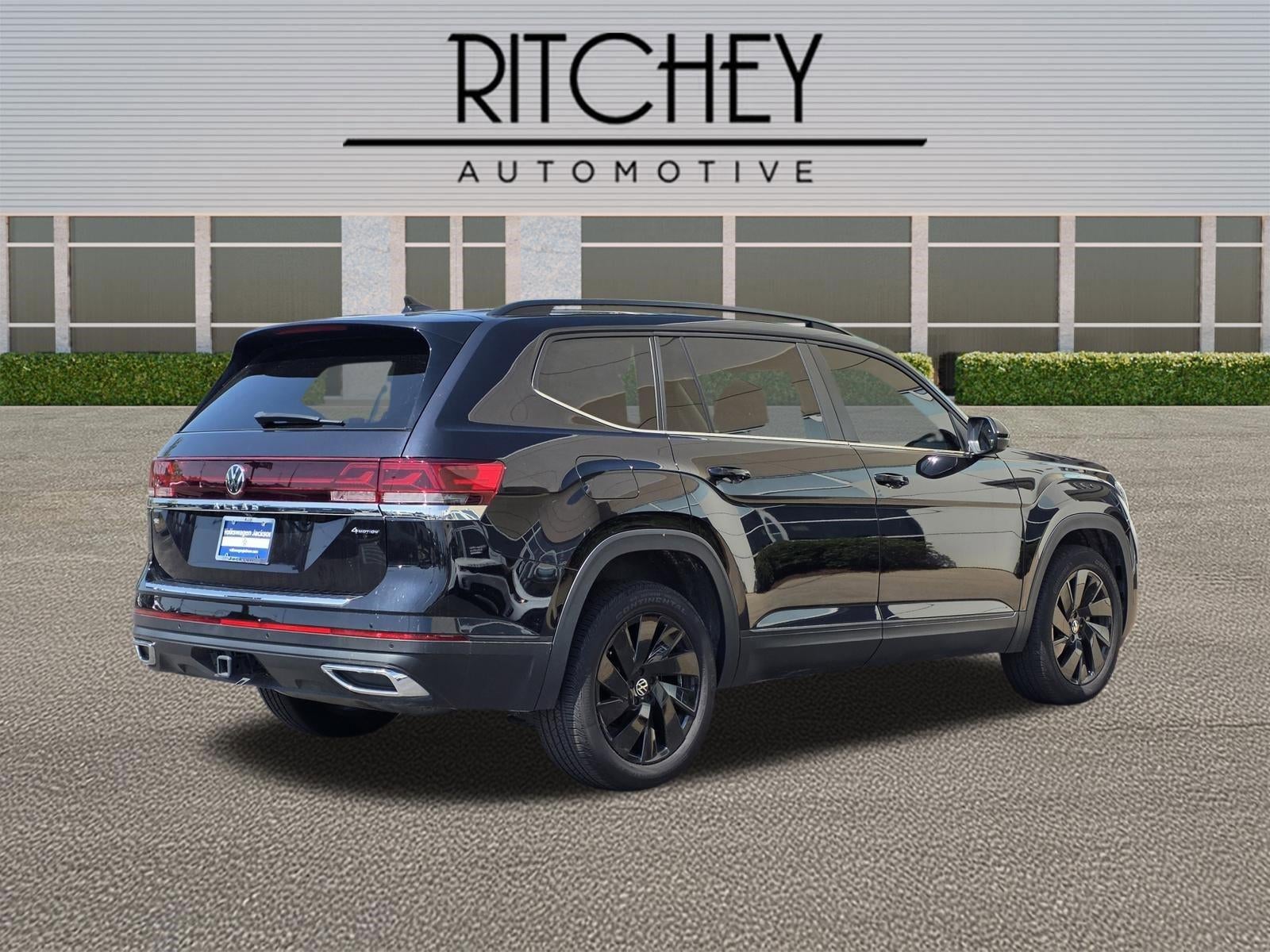 2024 Volkswagen Atlas 2.0T SE w/Technology 4MOTION