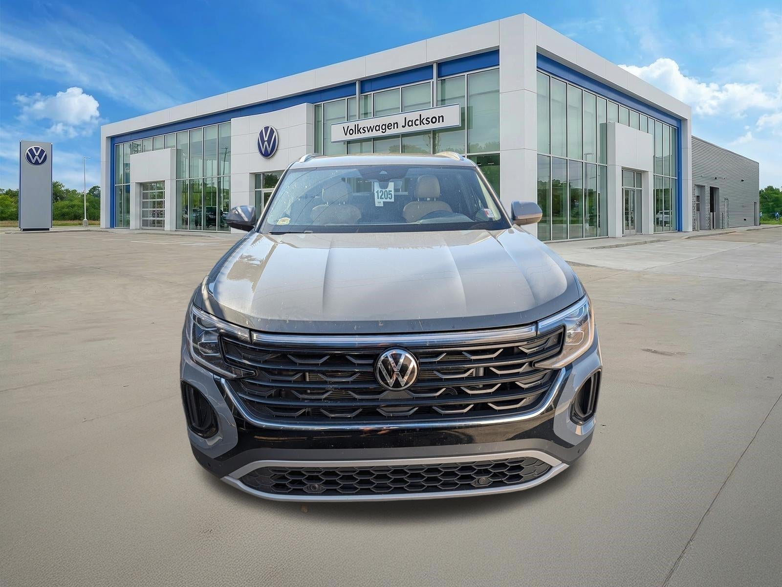 2026 Volkswagen Atlas Cross Sport 2.0T SE w/Technology FWD