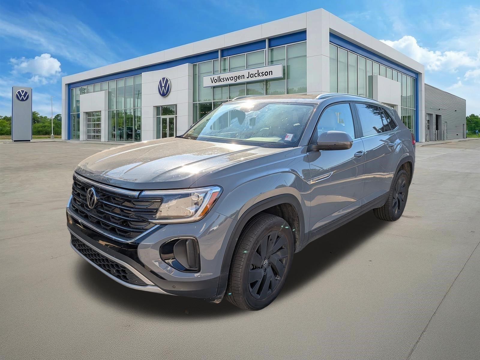 2026 Volkswagen Atlas Cross Sport 2.0T SE w/Technology FWD