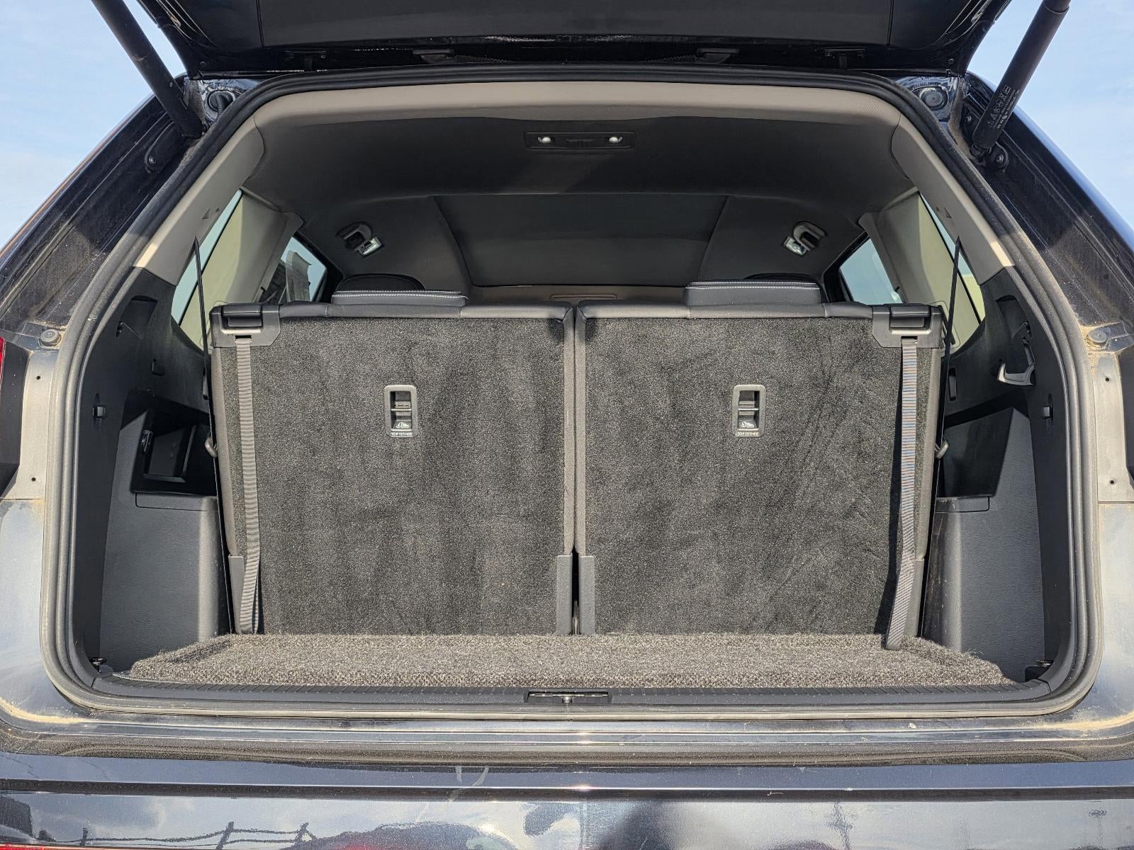 2023 Volkswagen Atlas 3.6L V6 SE w/Technology FWD