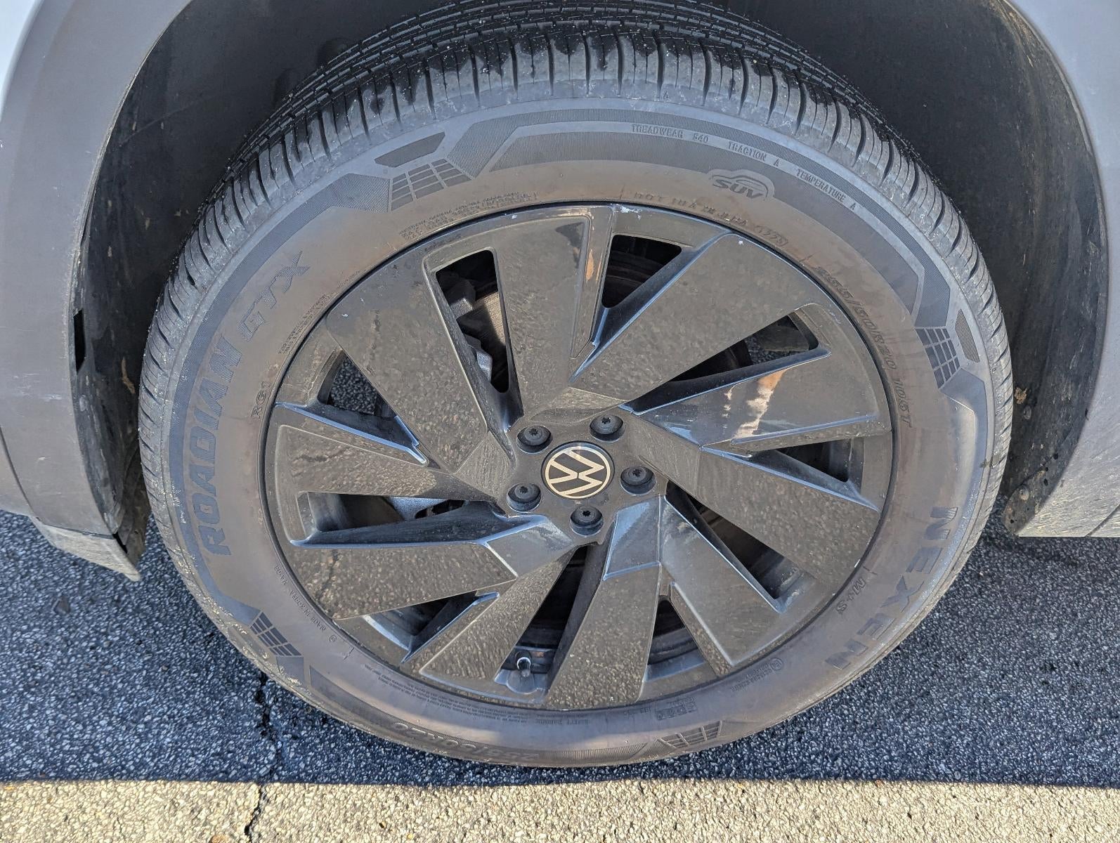 2024 Volkswagen Atlas 2.0T SE w/Technology FWD