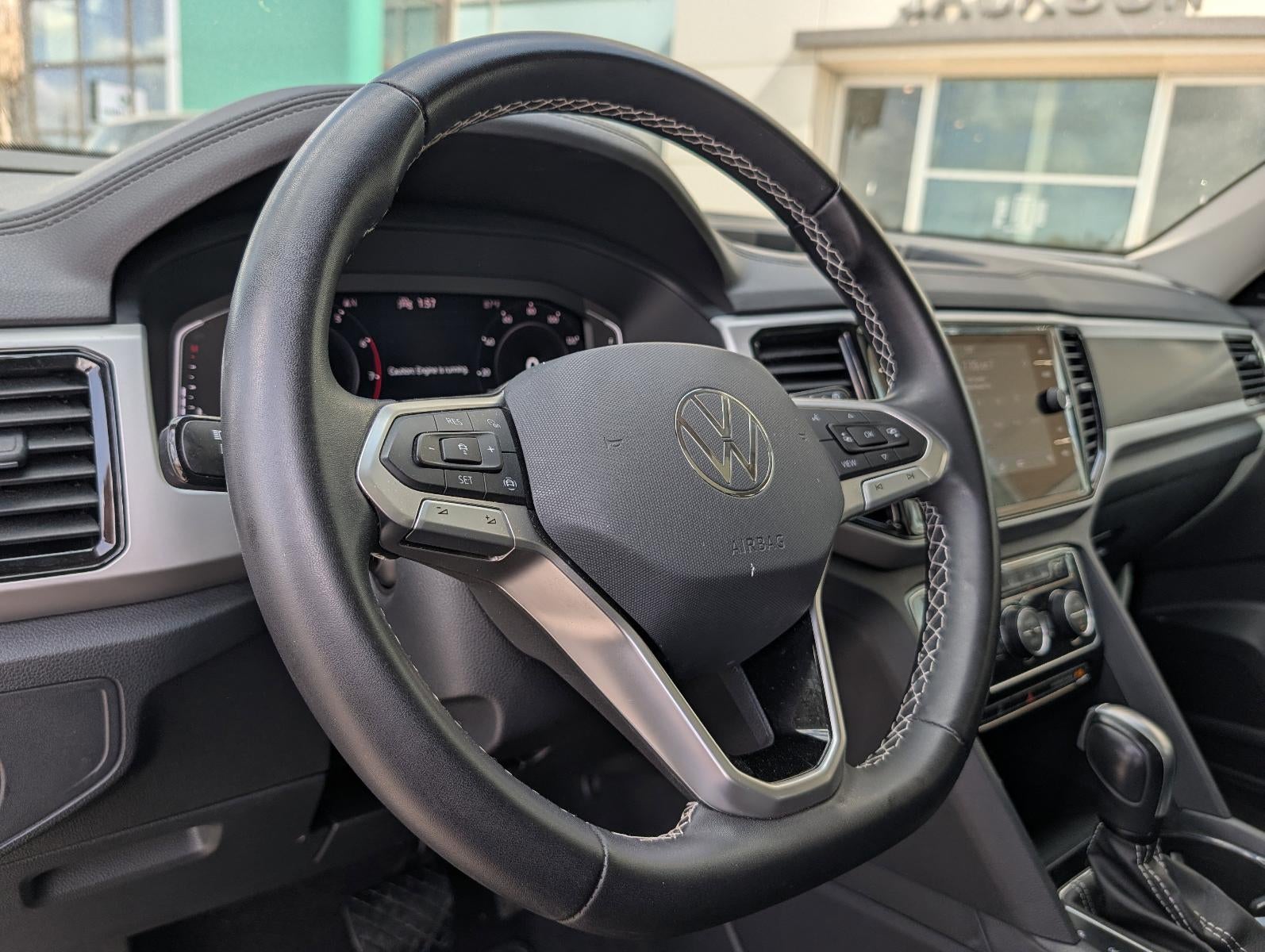 2023 Volkswagen Atlas 3.6L V6 SE w/Technology FWD