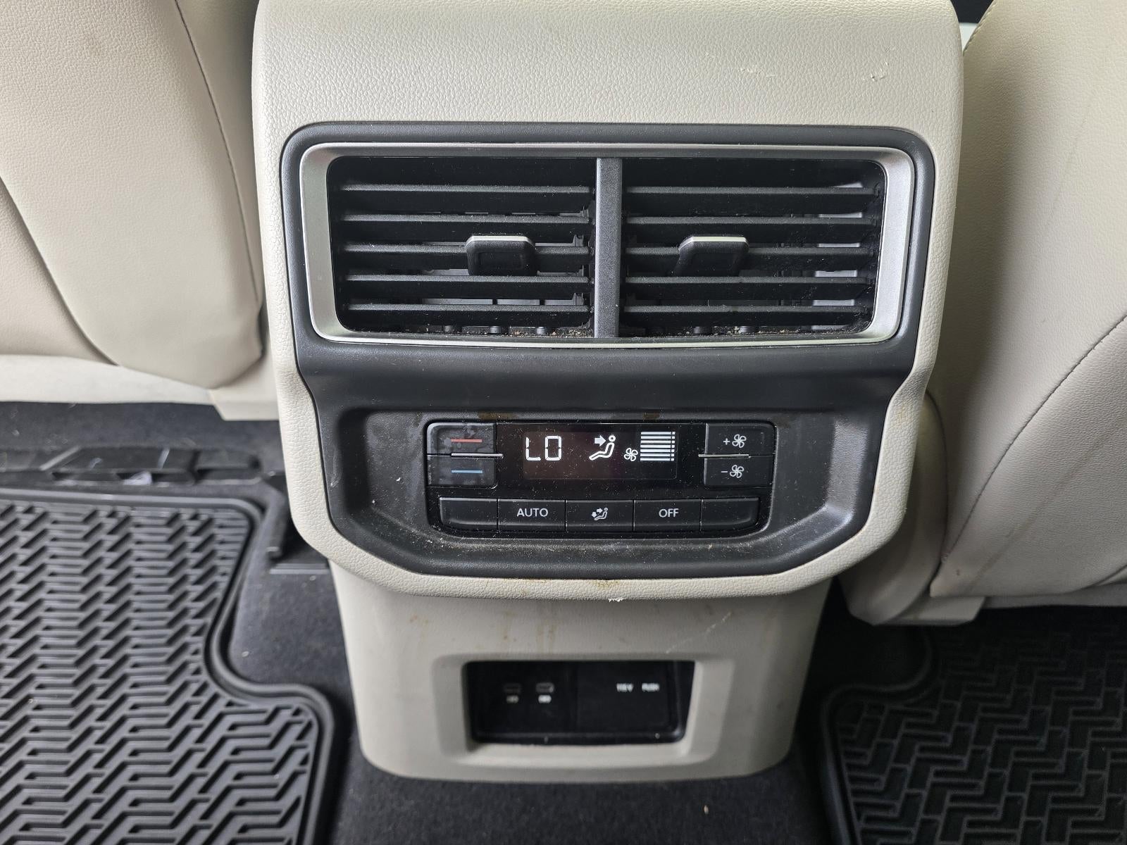 2024 Volkswagen Atlas 2.0T SE w/Technology FWD
