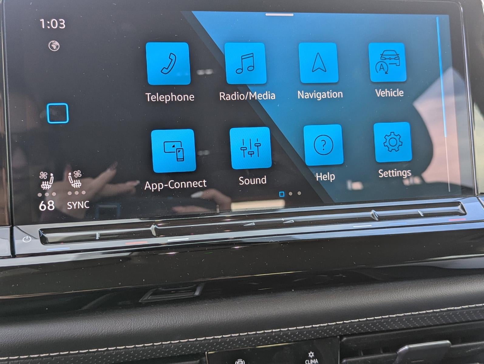 2024 Volkswagen Atlas 2.0T SE w/Technology FWD