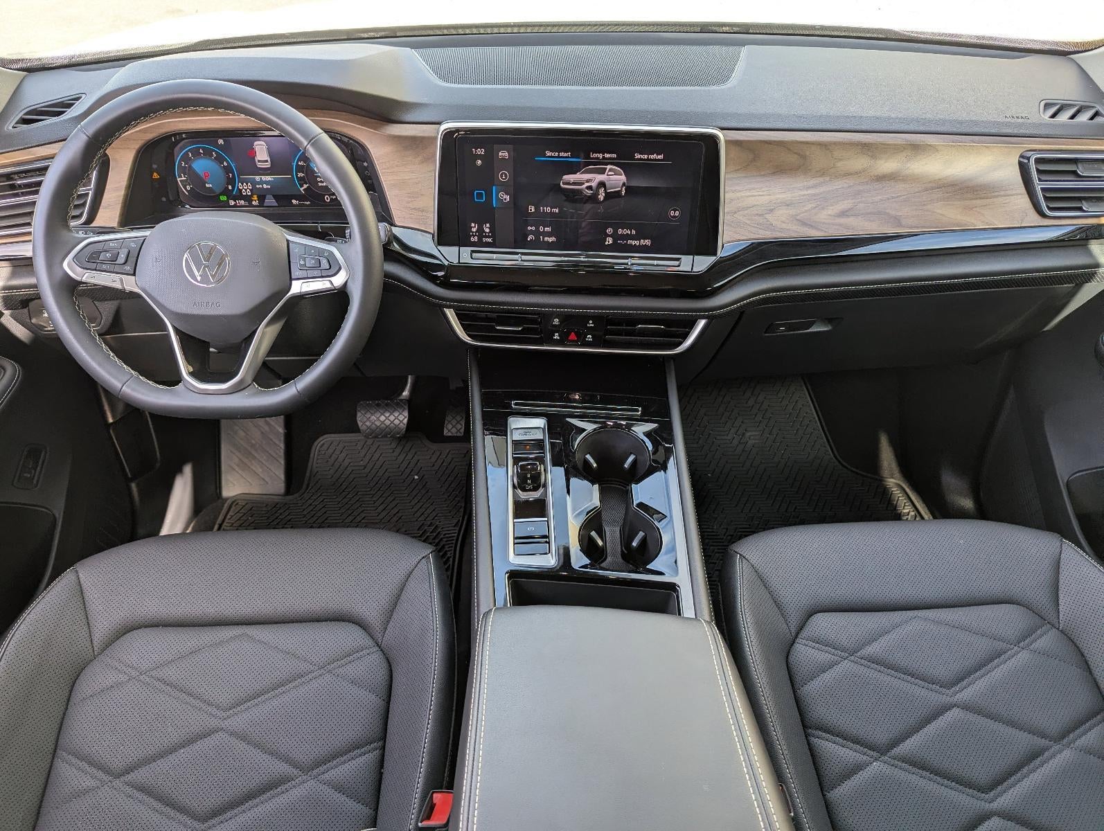 2024 Volkswagen Atlas 2.0T SE w/Technology FWD