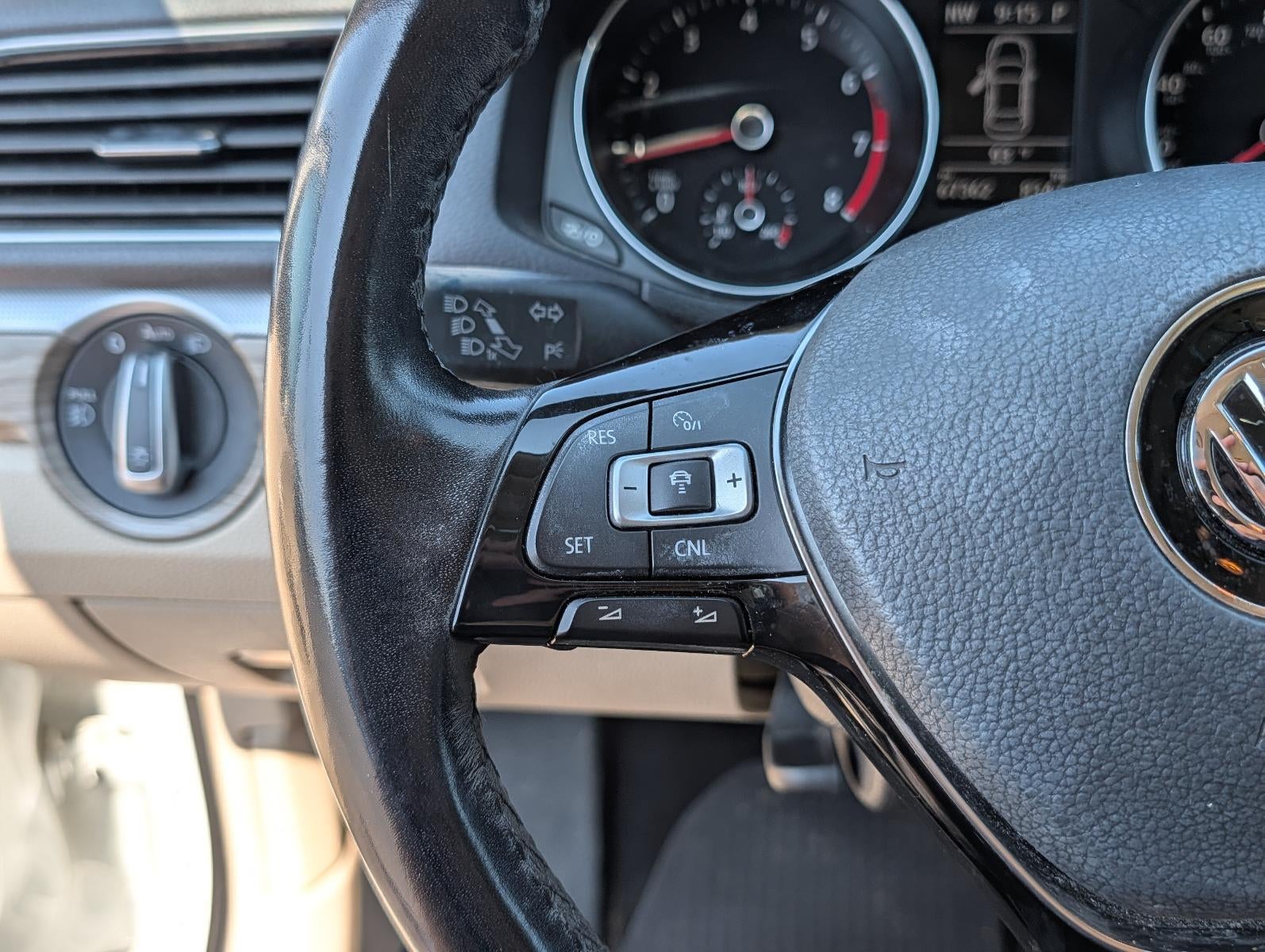 2018 Volkswagen Passat 2.0T SE Auto