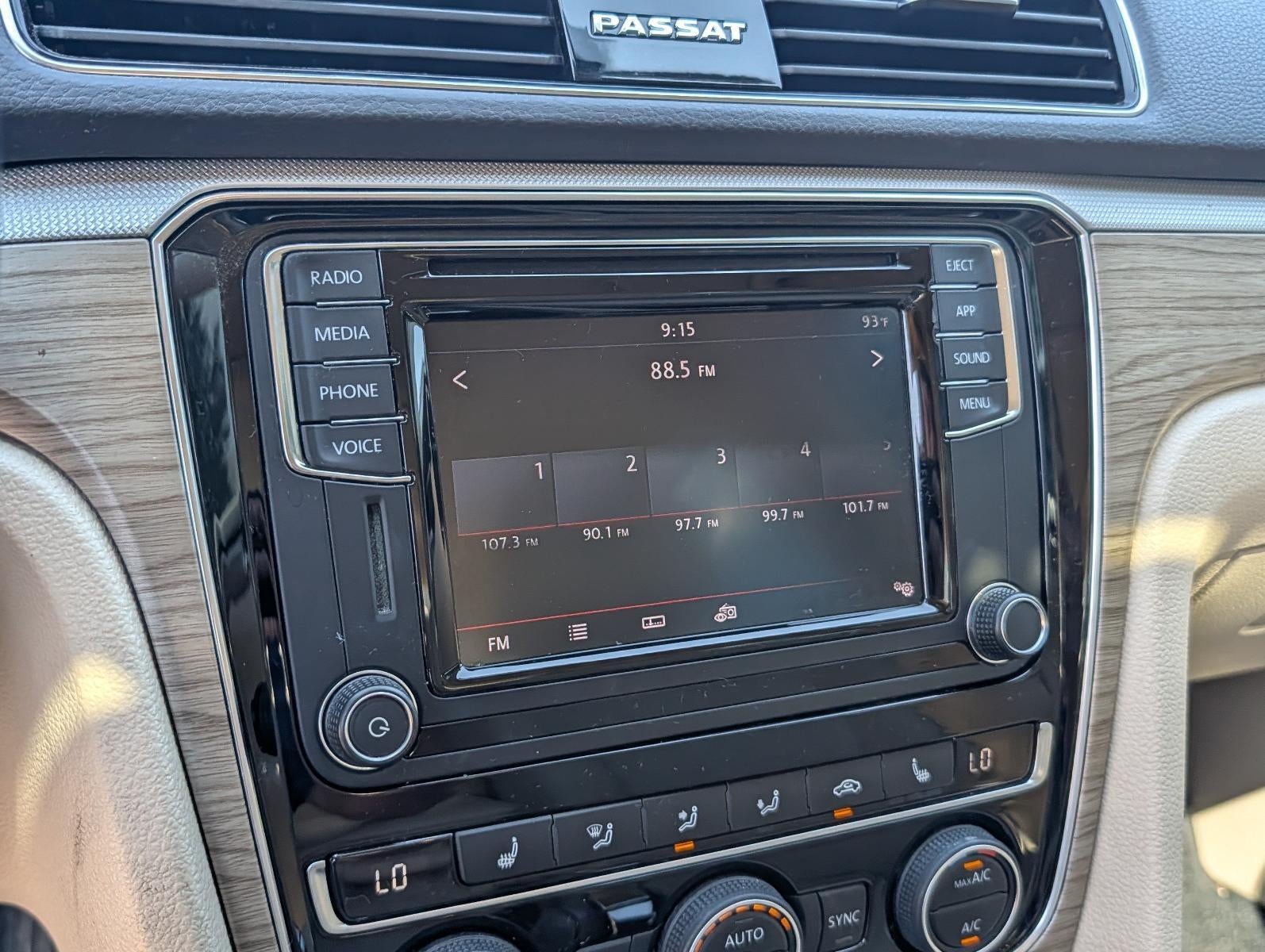 2018 Volkswagen Passat 2.0T SE Auto