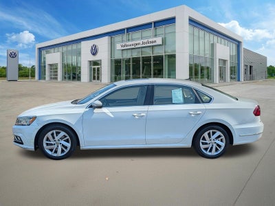 2018 Volkswagen Passat 2.0T SE Auto
