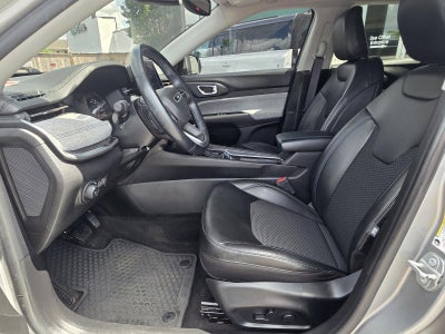 2022 Jeep Compass Latitude FWD