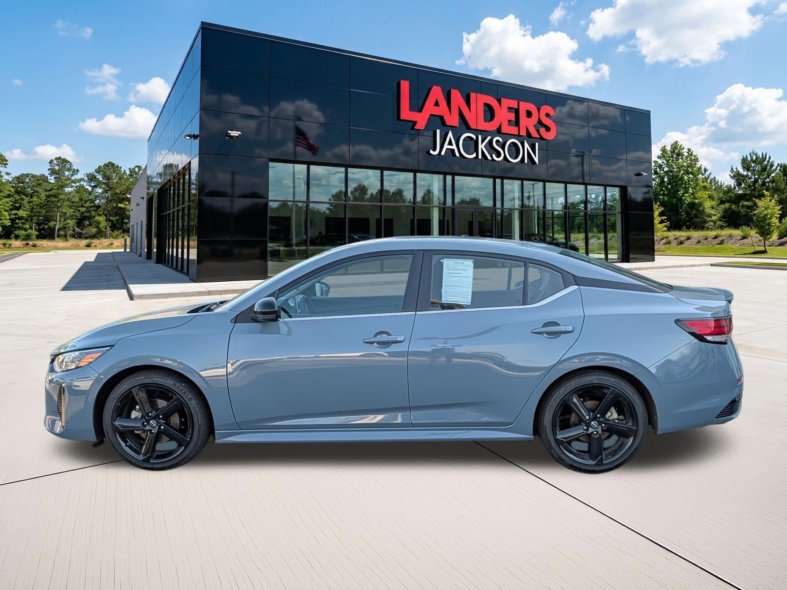 2024 Nissan Sentra SR CVT