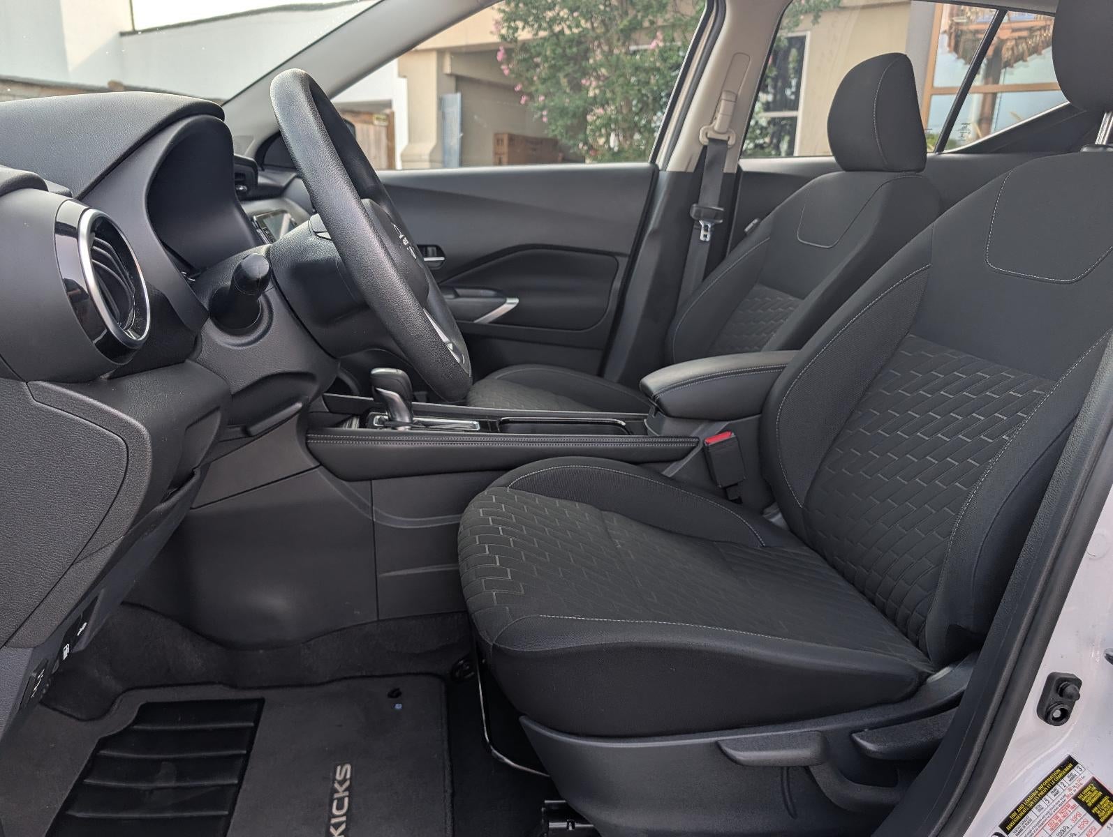 2023 Nissan Kicks SV FWD