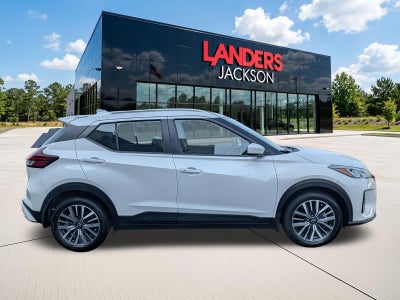 2023 Nissan Kicks SV FWD
