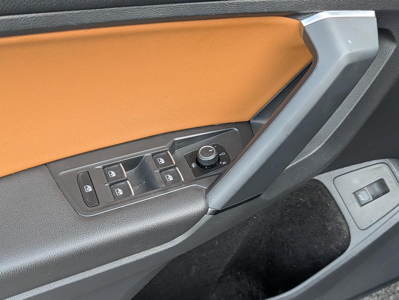2019 Volkswagen Tiguan 2.0T SEL R-Line 4MOTION