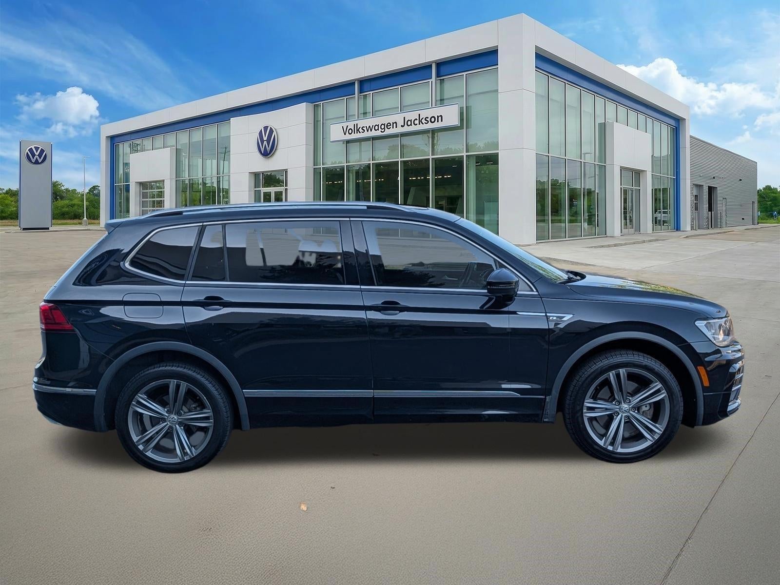 2019 Volkswagen Tiguan 2.0T SEL R-Line 4MOTION