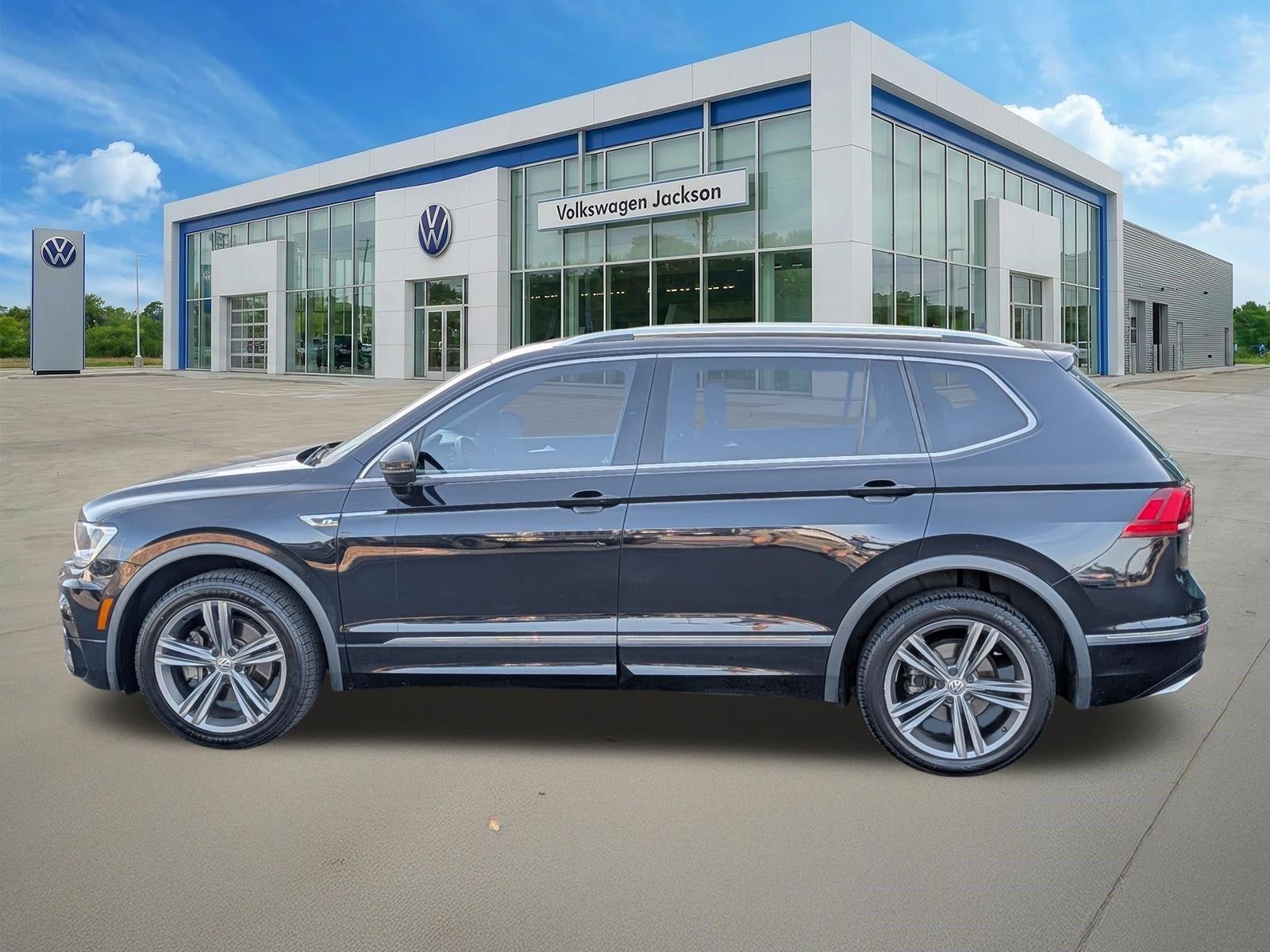 2019 Volkswagen Tiguan 2.0T SEL R-Line 4MOTION