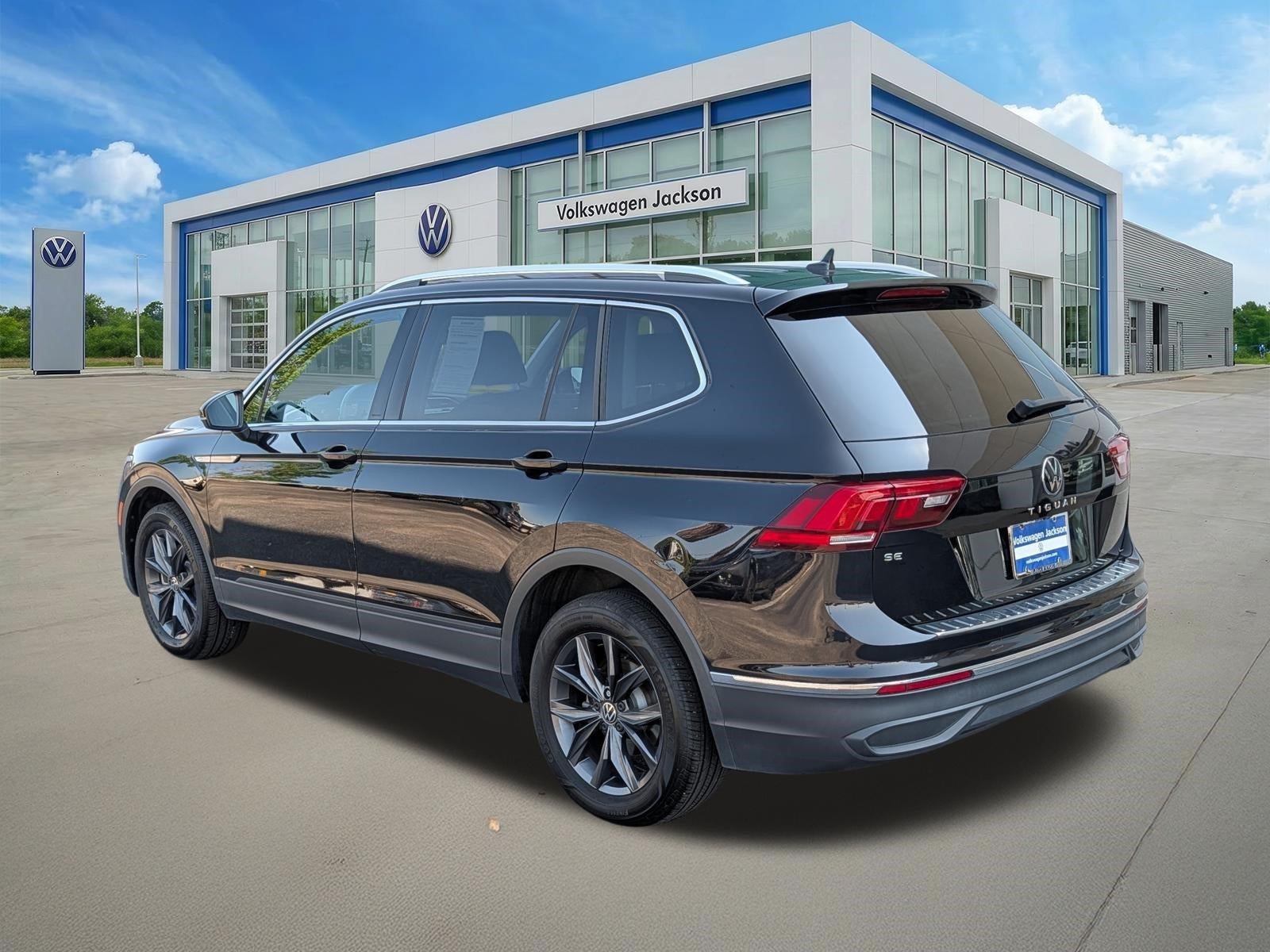 2023 Volkswagen Tiguan 2.0T SE FWD