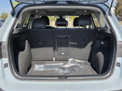 2025 Volkswagen Taos SE Black FWD