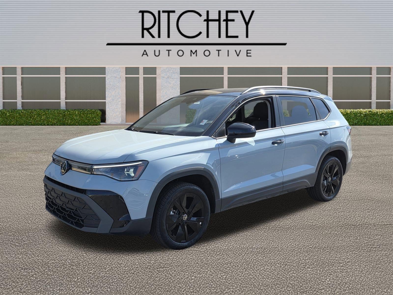 2025 Volkswagen Taos SE Black FWD