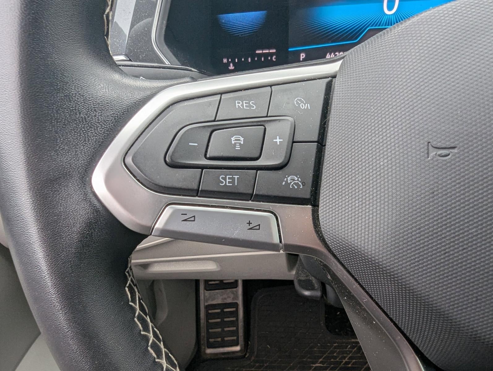 2023 Volkswagen Tiguan 2.0T SE R-Line Black FWD