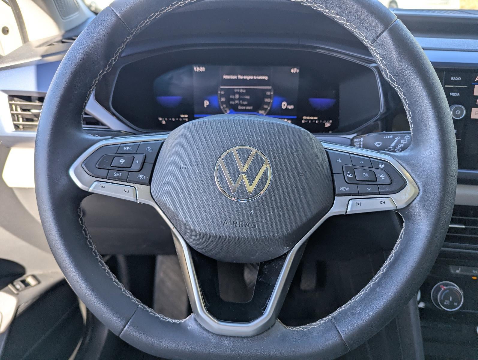 2023 Volkswagen Taos SE FWD