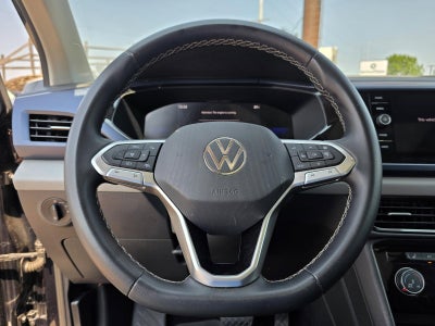 2023 Volkswagen Taos SE FWD