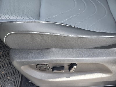 2025 Volkswagen Tiguan 2.0T SE FWD